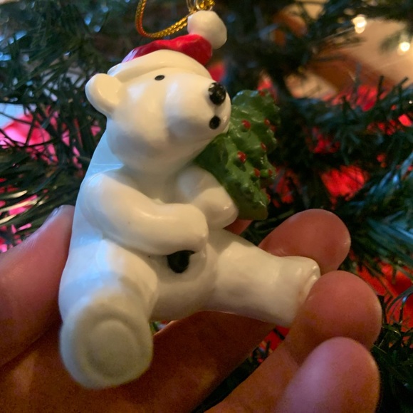 Vintage polar bear ornament cool to the touch❄️ - Picture 4 of 4